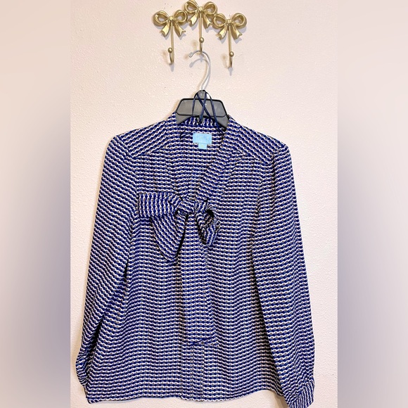 CeCe Tops - CeCe Blue and Gray Geometric Blouse with long sleeves. Size S